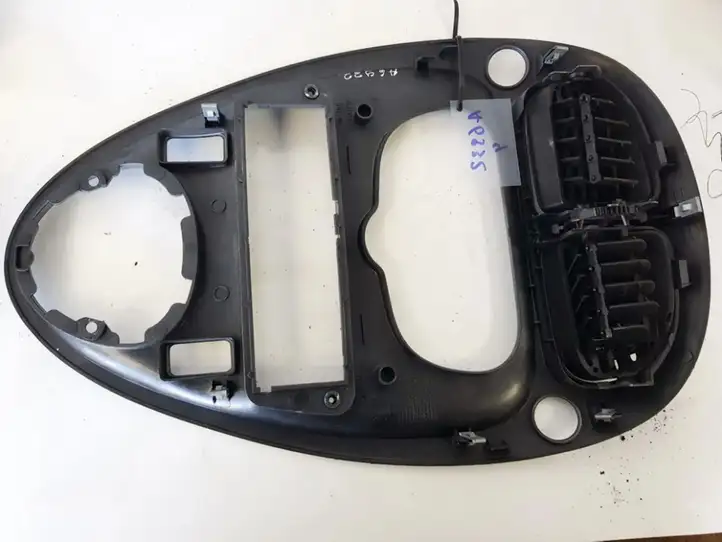 Citroen Xsara Picasso (1999 - 2012) 9631315877 Прочие детали салона — фото 2