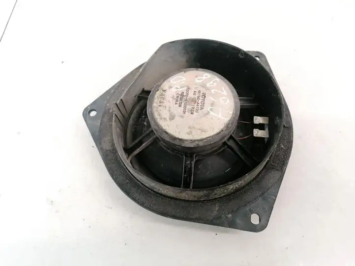 Toyota Avensis Verso (2001 - 2004) 8616044120 Динамики передних дверей — фото 2