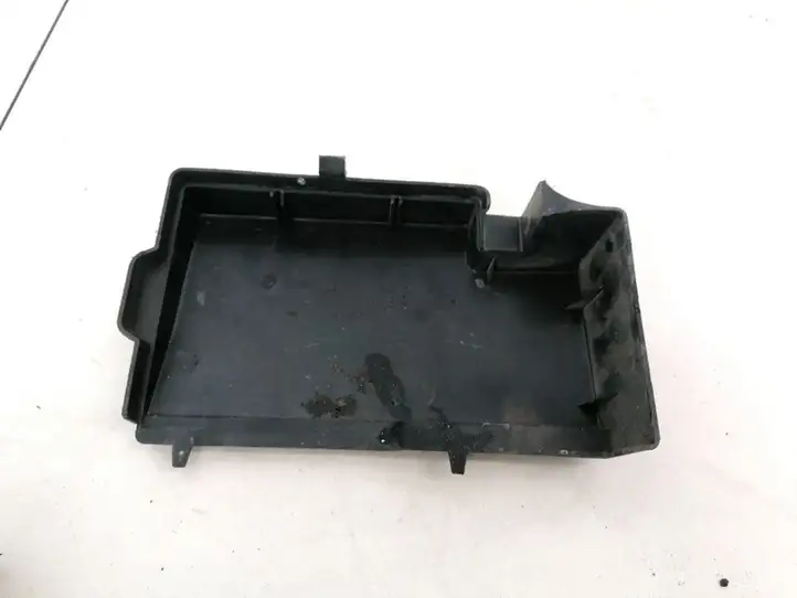 Citroen Berlingo (1996 - 2002) 9635357430 Крышка ящика предохранителей — фото 2