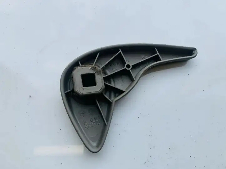 Peugeot 207 (2006 - 2009) mp5492 Прочие детали салона — фото 2