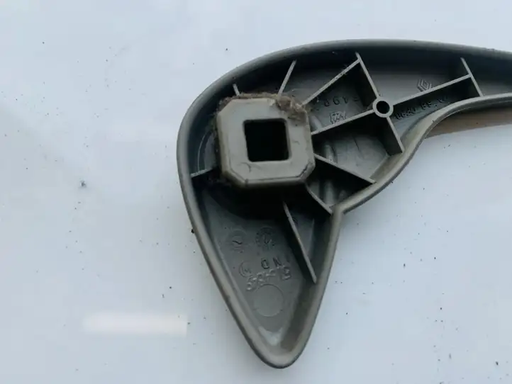 Peugeot 207 (2006 - 2009) mp5492 Прочие детали салона — фото 3