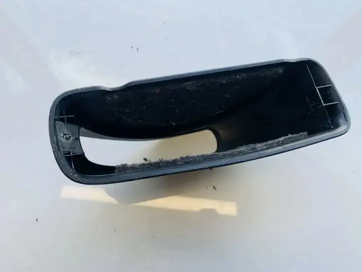 Toyota Avensis Verso (2001 - 2004) 5894144020 Прочие детали салона — фото 2
