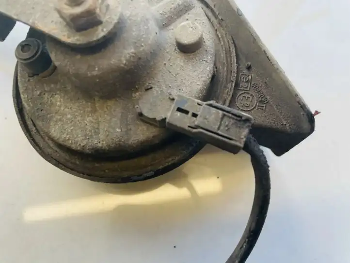 Mazda 5 (2005 - 2010)   Звуковой сигнал