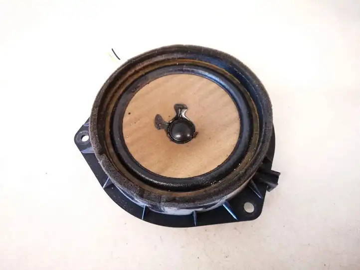 Toyota Yaris Verso (1999 - 2005) 8616052030 Динамики передних дверей — фото 1