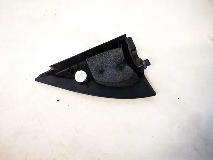 Toyota Yaris Verso (1999 - 2005) 6749252030 Прочие детали салона — фото 2