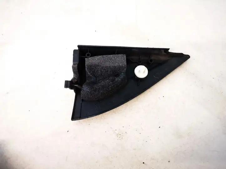 Toyota Yaris Verso (1999 - 2005) 6749152030 Прочие детали салона — фото 2