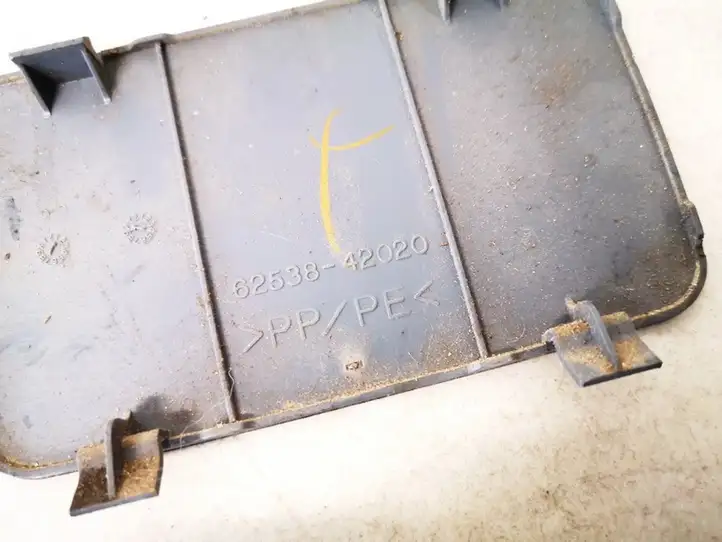 Toyota RAV 4 (XA20) (2000 - 2005) 6253842020 Прочие детали салона — фото 3