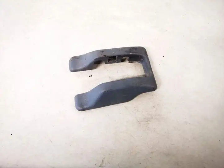 Toyota RAV 4 (XA20) (2000 - 2005) 7215942020 Прочие детали салона — фото 1