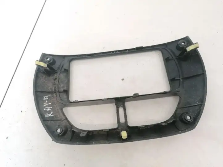 Toyota RAV 4 (XA20) (2000 - 2005) 5541042090 Прочие детали салона — фото 2