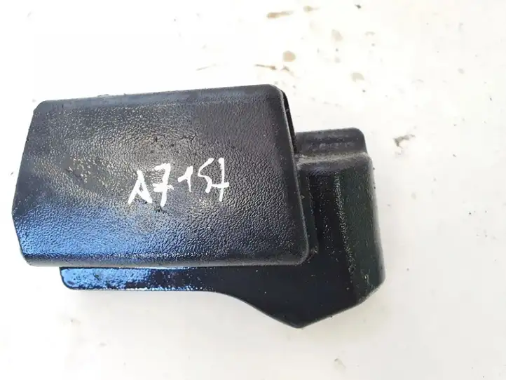 Toyota Avensis T250 (2003 - 2006) 7215805040 Прочие детали салона — фото 1