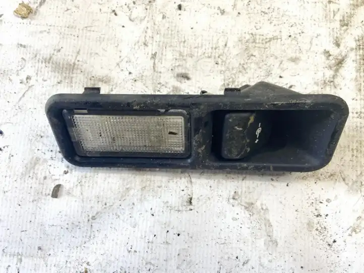 Land Rover Range Rover L322 (2009 - 2012) 51477027276 Прочие детали салона — фото 1
