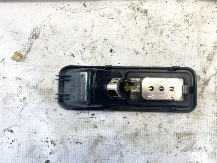 Land Rover Range Rover L322 (2009 - 2012) 51477027276 Прочие детали салона — фото 2
