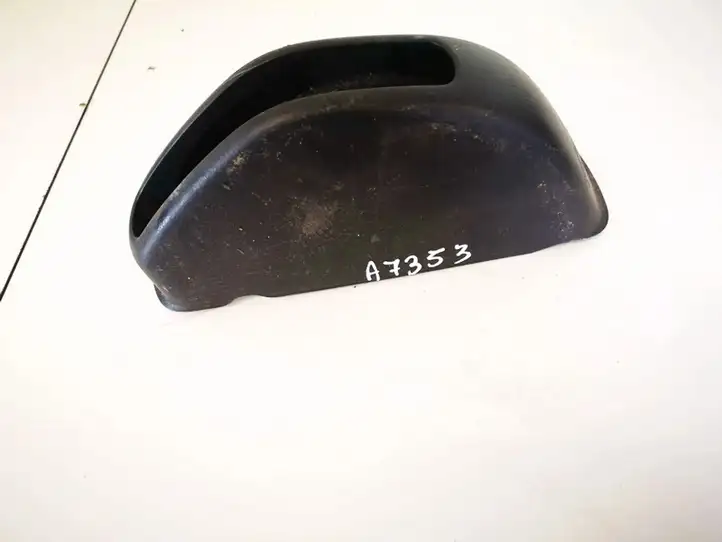 Toyota Avensis Verso (1995 - 2001) 5894144020 Прочие детали салона — фото 1