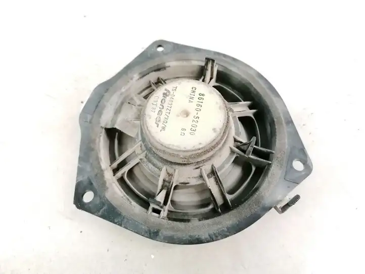 Toyota Yaris Verso (1999 - 2005) 8616052030 Динамики передних дверей — фото 2