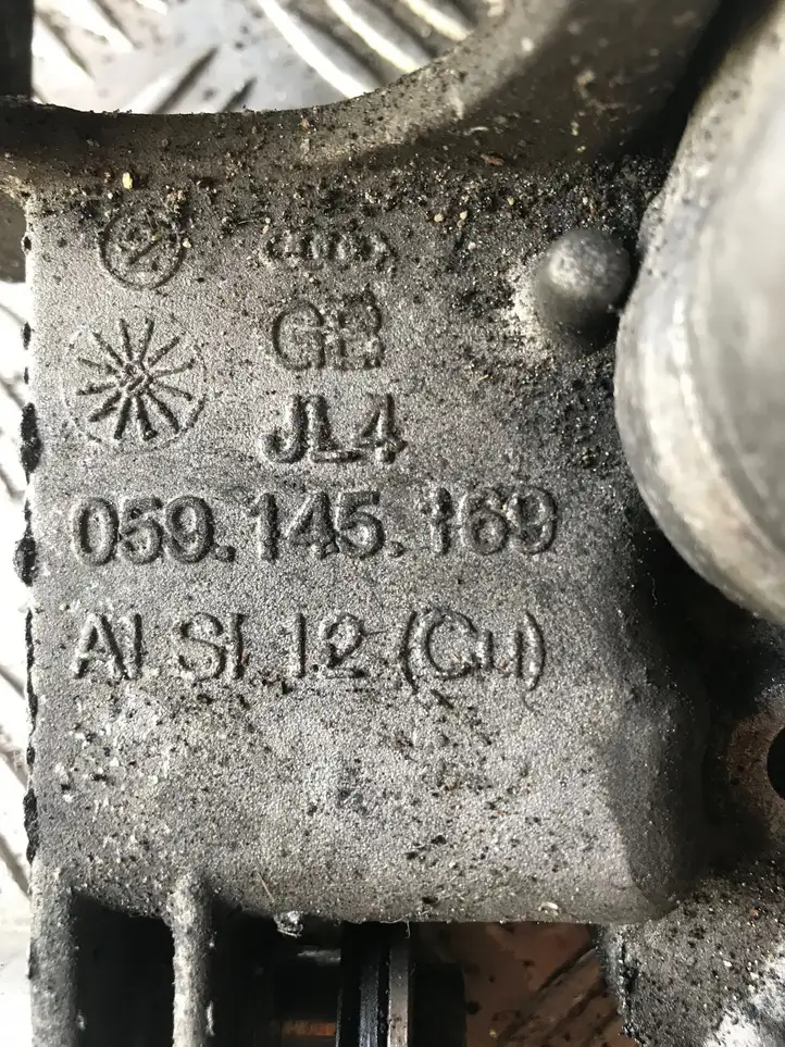 Audi A4 S4 B7 8E 8H (2004 - 2009) 059145 169 Кронштейн насоса ГУР — фото 4