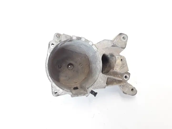 Volvo V50 (2008 - 2012) AV6Q9180AF Кронштейн топливного фильтра — фото 2