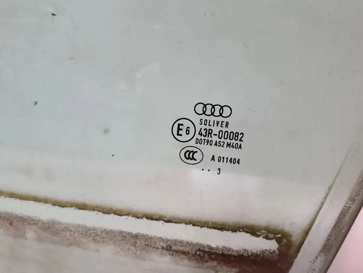 Audi A1 (2010 - 2014) 43R00082 Стекло передней двери — фото 2