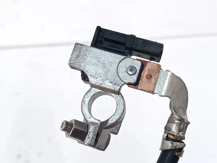 BMW X1 E84 (2009 - 2015) 7618677 Минусовой провод аккумулятора — фото 4