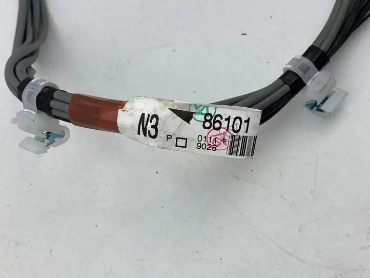 Toyota Prius Prime (2017 - ) 8674047101 Блок GSM — фото 6