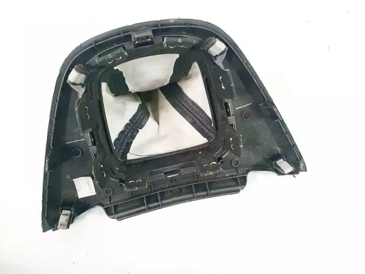 Honda CR-V (2006 - 2009) 77270SWAG1 Прочие детали салона — фото 2