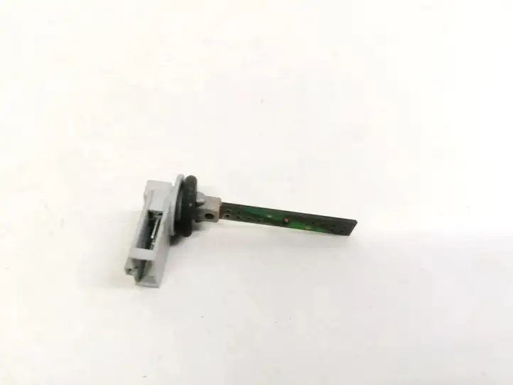 Volkswagen Touareg I (2002 - 2010)  4B0820539 Датчик температуры салона