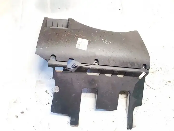 Opel Vectra (2002 - 2005)   Другая деталь салона