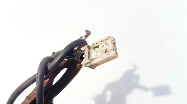 Lexus IS 220 (2005 - 2010)   Другой проводник