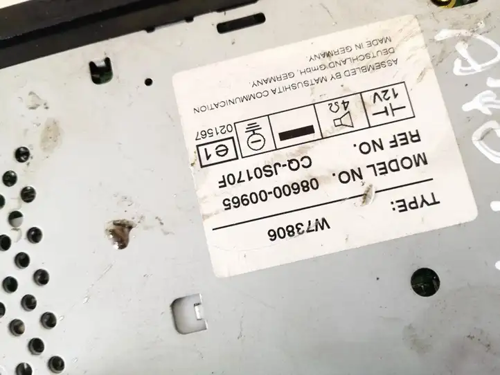 Toyota Avensis Verso (2001 - 2004) 0860000965 Магнитола / мультимедийная система — фото 3