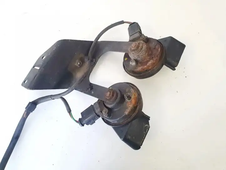 Audi A6 (2004 - 2008)  011165 Звуковой сигнал