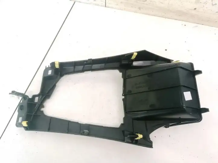 Toyota Auris E180 (2012 - 2018) 5882102610 Прочие детали салона — фото 2