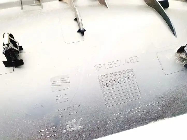 Seat Leon (1P) (2005 - 2012)  1p1857482 Другая деталь салона