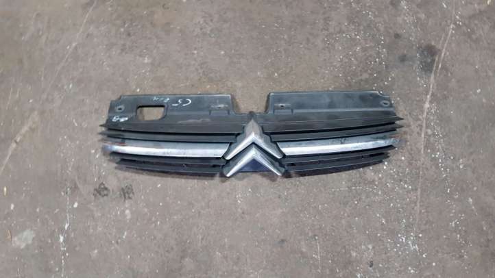 9636751980 Citroen C5 Grotelės viršutinės