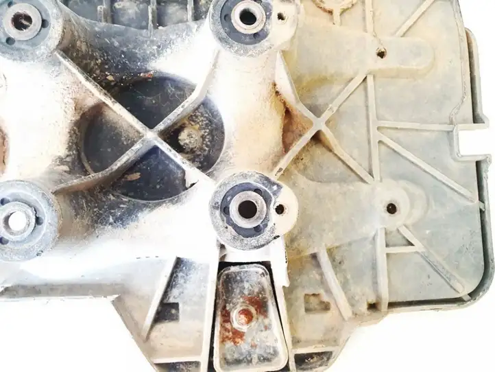 Volkswagen Golf IV (1998 - 2005) 1j0915333a Ящик аккумулятора — фото 2