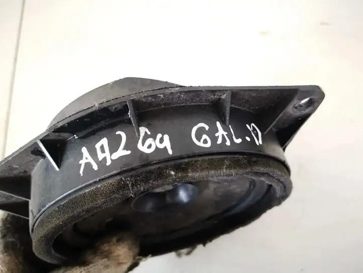 Toyota Avensis Verso (2001 - 2004) 8616044130 Динамики передних дверей — фото 2