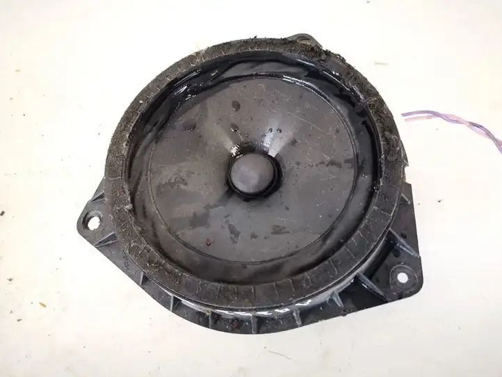 Toyota Avensis Verso (1995 - 2001) 8616044120 Динамики передних дверей — фото 1
