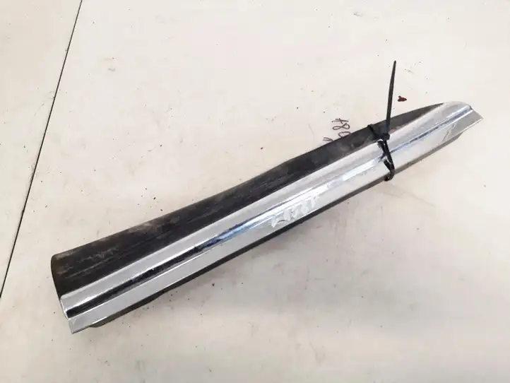 Mercedes-Benz CLS C219 (2003 - 2011) a2196800735 Прочие детали салона — фото 1