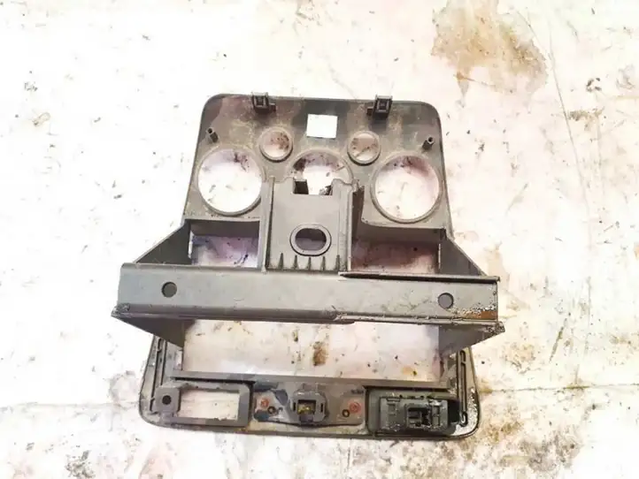 Ford Fusion (2002 - 2005)  6n11n047a04bc Другая деталь салона