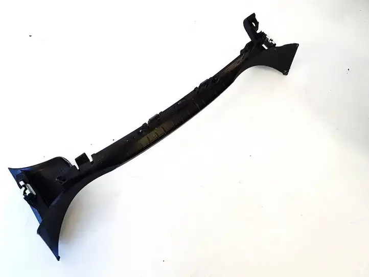 Opel Astra (2009 - 2012)   Другая деталь салона