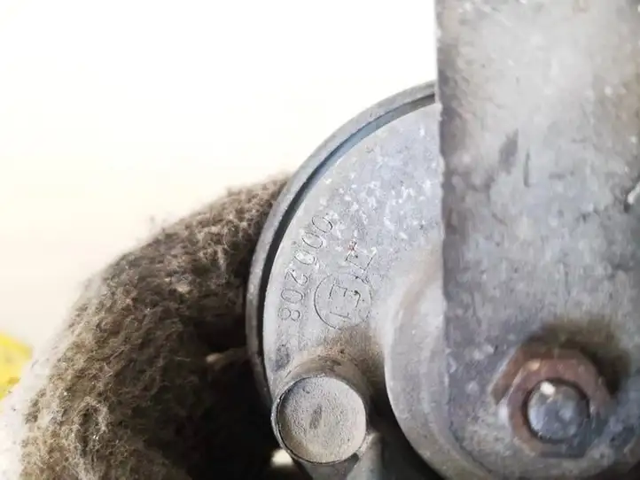 Toyota Avensis T250 (2003 - 2006)  e1000208 Звуковой сигнал