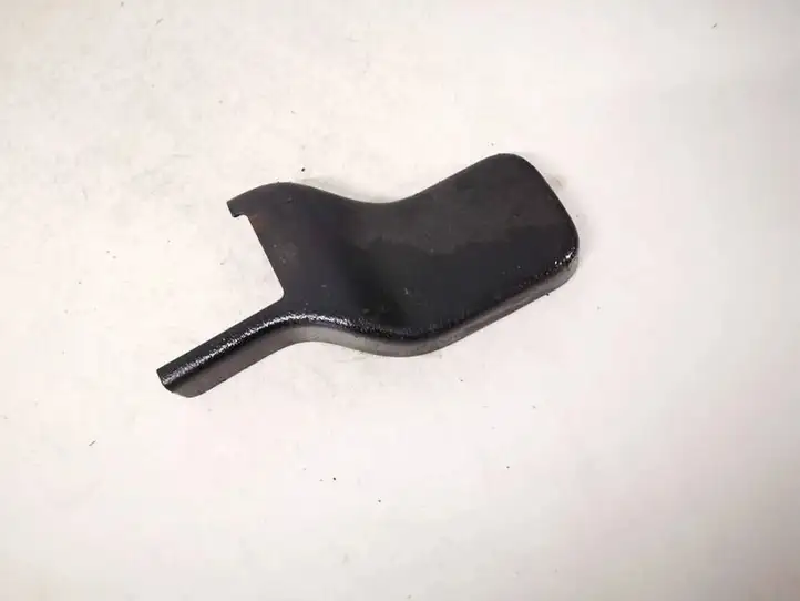 Mazda 3. (2009 - 2011)  bbp357042 Другая деталь салона