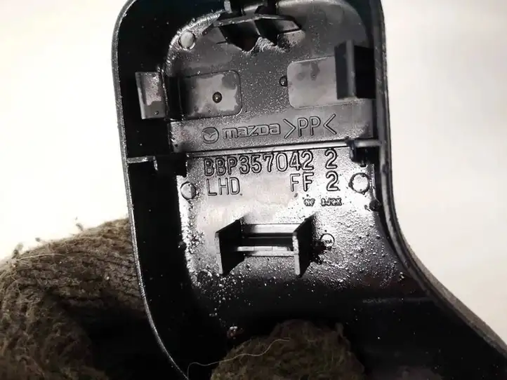 Mazda 3. (2009 - 2011)  bbp357042 Другая деталь салона