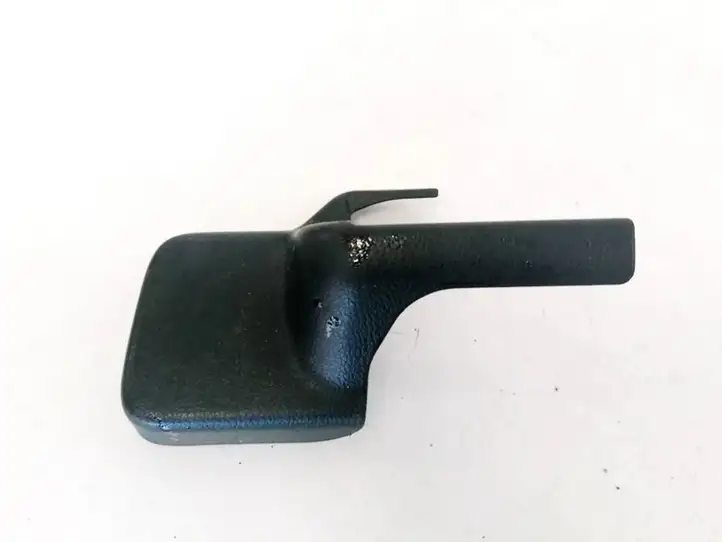 Mazda 3. (2009 - 2011)  BBP357052 Другая деталь салона