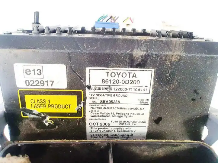 Toyota Yaris (2005 - 2009) 861200d200 Магнитола / мультимедийная система — фото 2