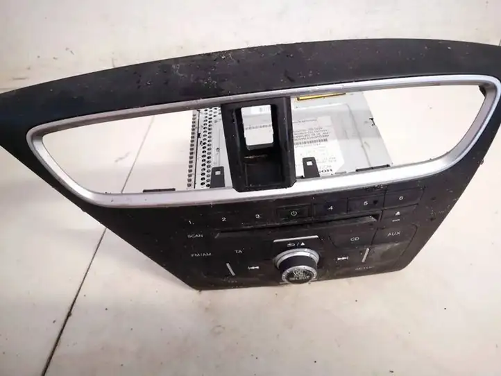 Honda Civic IX (2011 - 2017) 39100tv1g012m1 Магнитола / мультимедийная система — фото 1