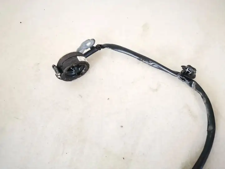 Toyota Avensis Verso (2001 - 2004) 1520007020 Динамики передних дверей — фото 1