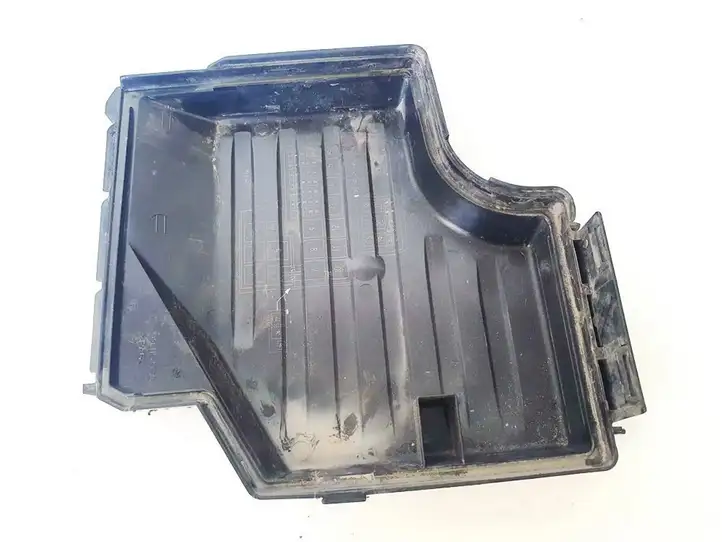 Opel Corsa C (2003 - 2006) 09115986 Крышка ящика предохранителей — фото 3