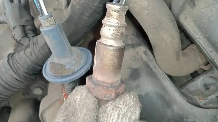 Toyota Yaris (2005 - 2009) 8946552430 Лямбда-зонд — фото 2