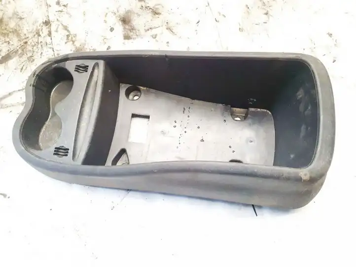 Renault Scenic II - Grand scenic II (2006 - 2009) 8200481691 Прочие детали салона — фото 1