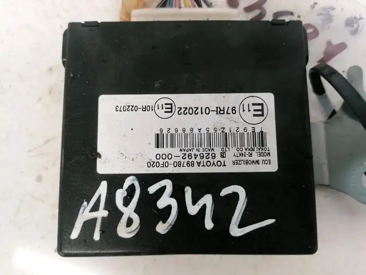 Toyota Corolla Verso AR10 (2004 - 2009) 897800F020 Блок иммобилайзера — фото 3