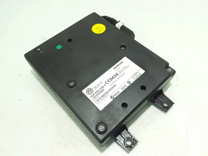 Volkswagen Touareg I (2002 - 2010) 7L6035730C Блок GSM — фото 1